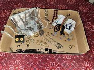 lot 93 image: Clip on earing and necklaces Assorted Costume Jewelry