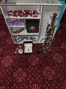 lot 100 image: Assorted Costume Jewelry with stand