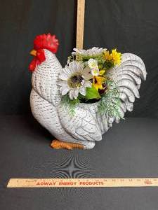 lot 108 image: Large Chicken Planter from Cracker Barrel