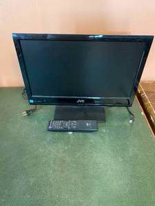 lot 118 image: 19 Flat TV