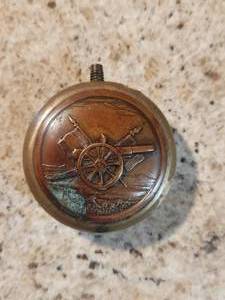 lot 122 image: Trench art WWI lighter