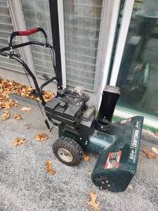 lot 1A image: Craftsman 9.0 HP 26 Snow Blower Tecumseh Working with Electric Start