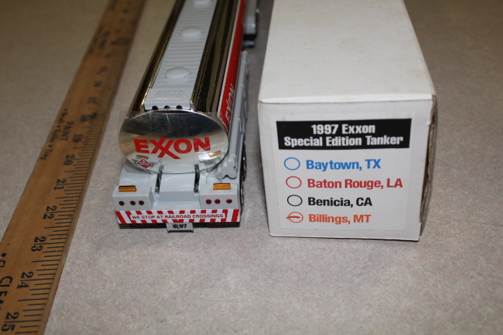 EXXON エクソン 大型タンクロリー　非売品　1997年製　未使用品　箱付き EXXON エクソン 大型タンクロリー 非売品 1997年製 未使用品 箱