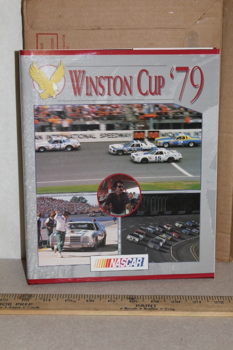 lot 45 image: Year Book - Nascar Winston Cup 1979
