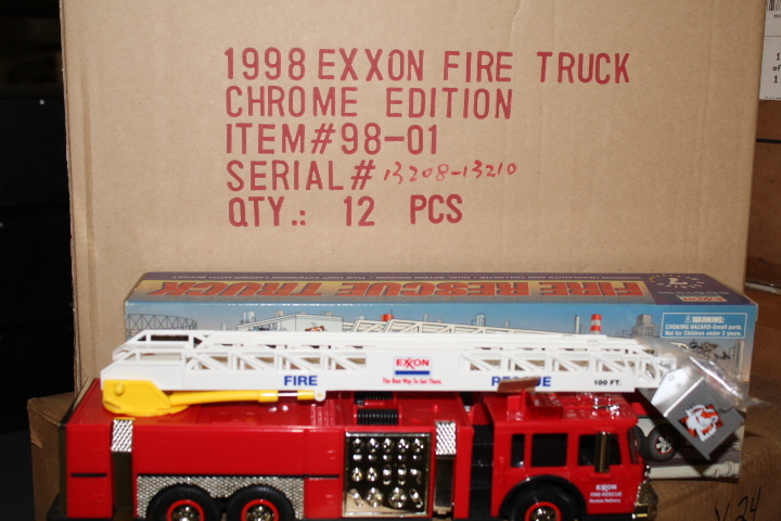 lot 70 image: 1998 Exxon Collectors Edition Fire Rescue Truck - NIB