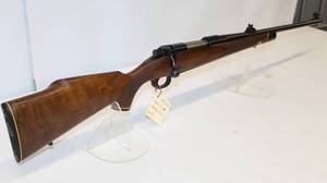 lot 26 image: Winchester Model 70 in  .243 Win