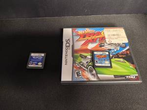 lot 11 image: Lot of 2 Hot Wheels games for Nintendo DS