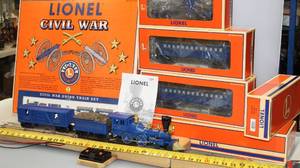 lot 7 image: The Lionel Civil War Train Set #72-1900-202 WBOX
