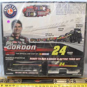 lot 10 image: #24 Hendrick Motor Sport.  WBOX FACTORY SEALED