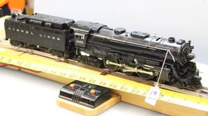 lot 19 image: Engine 2055 with Tender