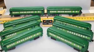 lot 33 image: Southern Crescent Passenger Car Collection (8 Cars)
