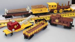 lot 35 image: Redwood Valley Express Train Set