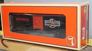 lot 50 image: Animated Halloween Car. WBOX
