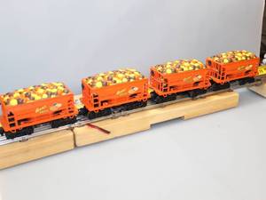 lot 32 image: Reeses Pieces Hopper Car Collection (4 Cars)