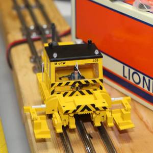 lot 68 image: M.O.W. Ballast Tamper  Maintenance WBOX