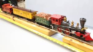lot 59 image: Classic Train Set