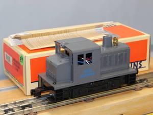 lot 64 image: Amtrak Industrial Switcher WORIGINAL BOX & PAPERWORK