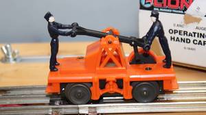 lot 70 image: Operating Hand Car  w Original Box & Paperwork
