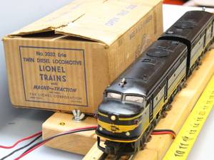 lot 76 image: Erie Alco AA Diesel Locomotive Set