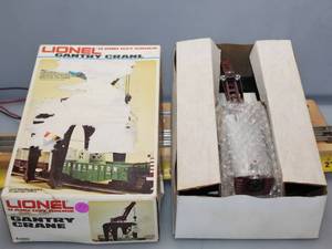 lot 83 image: Union Pacific Manual Gantry Crane