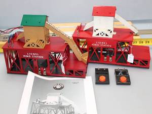 lot 95 image: Icing Station Accessory