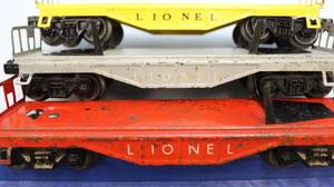 lot 122 image: Lionel O Gauge Pipe Car Collection