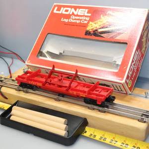 lot 125 image: Log Dump Car w Logs & Dump Bin