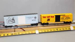 lot 118 image: Lionel Commemorative Boxcar Collection