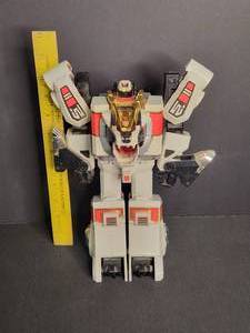 lot 26 image: 1994 Ban Dai Power Rangers White TigerZord not complete light and sound works