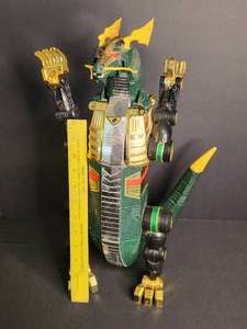 lot 27 image: 1995 Bandai Mighty Morphin Power Rangers Serpentera Zedds Personal Zord