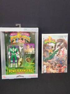 lot 30 image: Green Ranger Figure Legacy Collection  2018 and Issue #1 Boom Comics Mighty Morphin Power Rangers