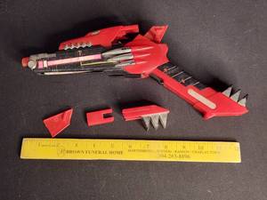 lot 60 image: Bandai 1991 Mighty Morphin Power Rangers Red Blade Blaster Gun Sword