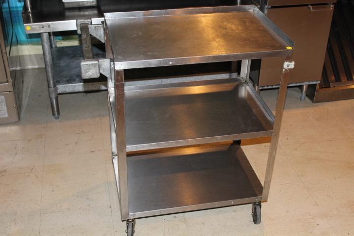 lot 26 image: 3 tier Cart