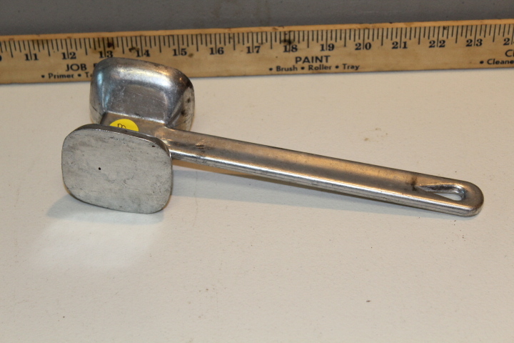 lot 88 image: Meat tenderizer