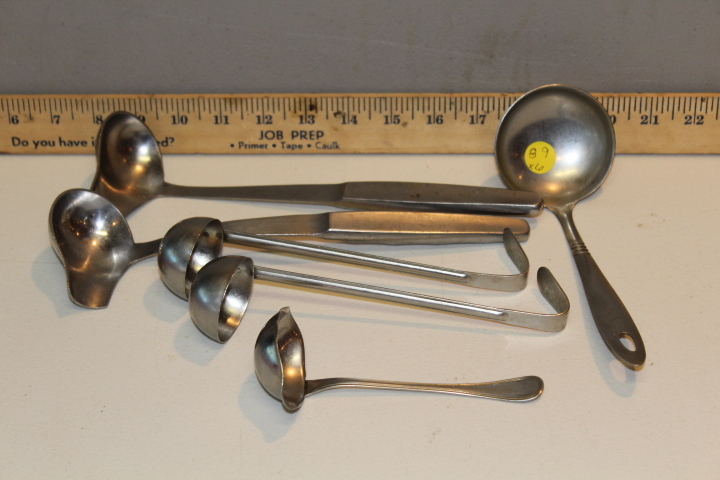 lot 89 image: Ladles