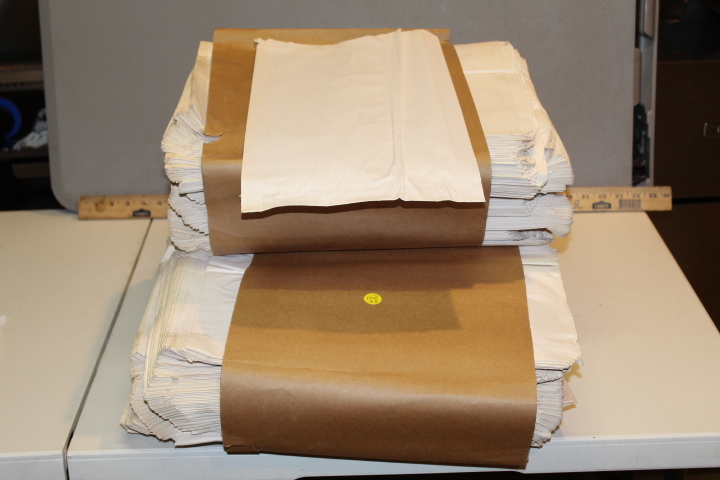 lot 102 image: Paper bags