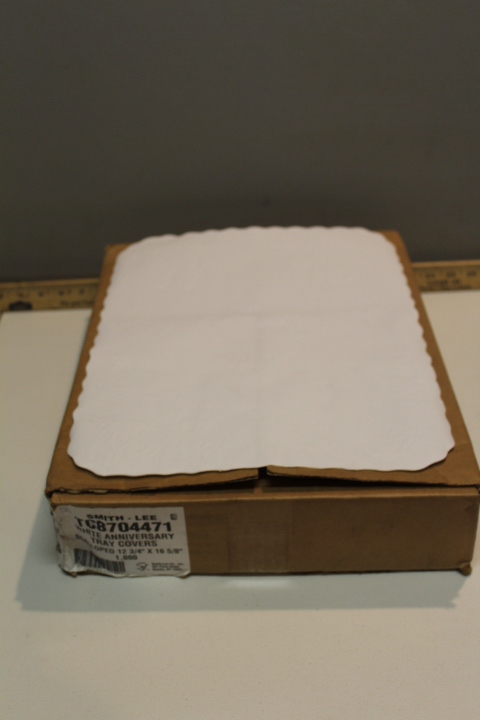 lot 106 image: Tray covers  place mats