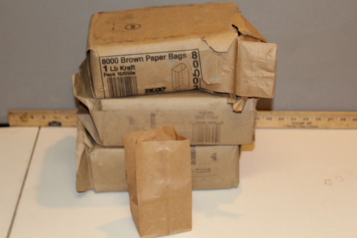 lot 116 image: Paper bags