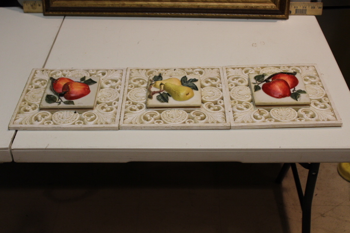lot 122 image: apple & pear pictures