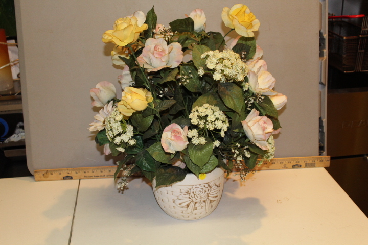 lot 130 image: artificial flower pot