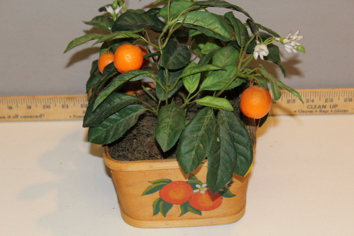 lot 131 image: Artificial oranges