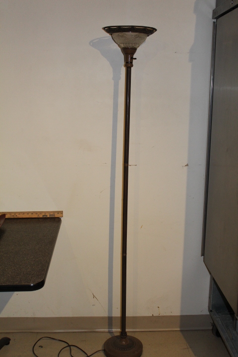 lot 141 image: Torchiere
