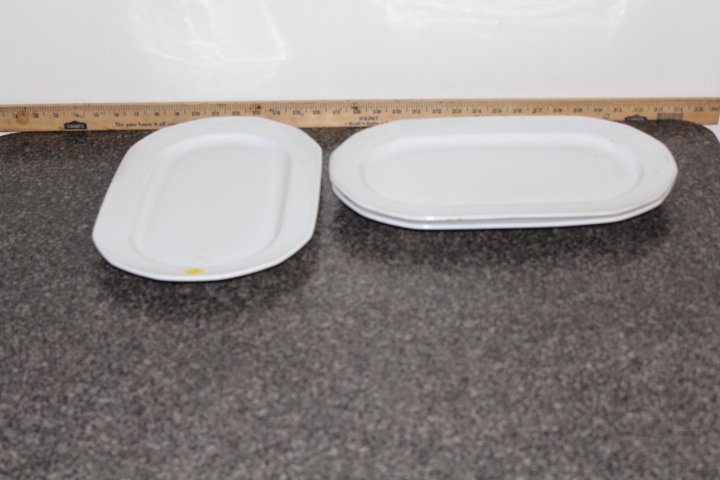 lot 148 image: Rectangle Platters
