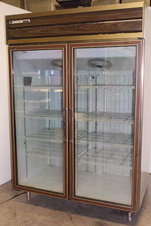 lot 41 image: Glass Door FREEZER by Master Bilt
