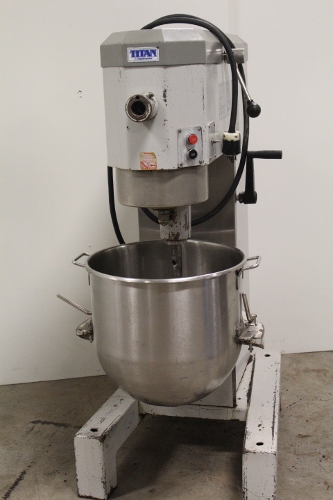 lot 47 image: Titan 60 quart mixer