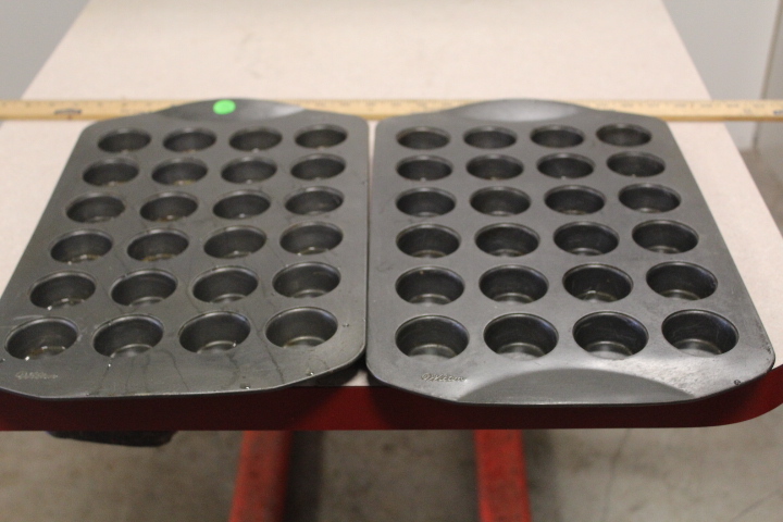 lot 122 image: Mini Muffin pans by Wilton