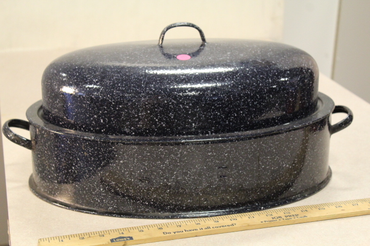 lot 133 image: Savory Roaster