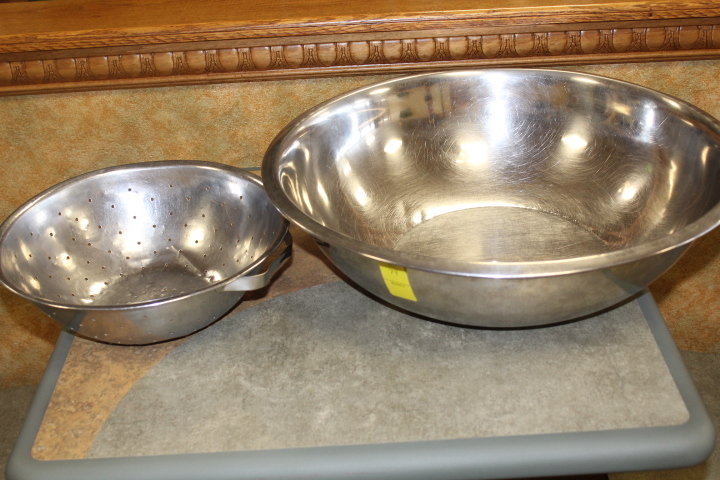 lot 79 image: Stainless steel lot