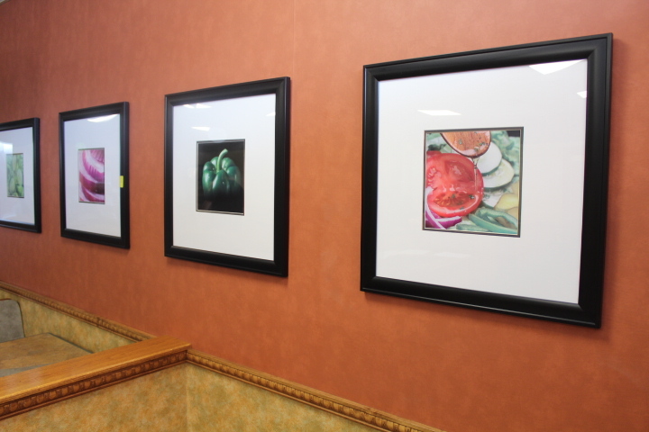 lot 82 image: Pictures