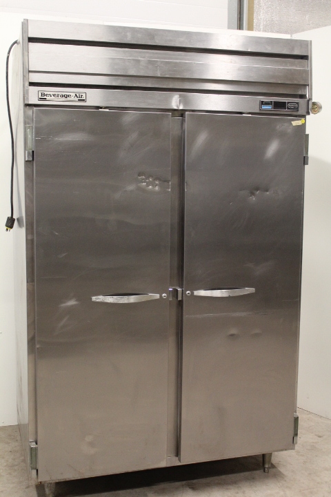 lot 11 image: Beverage-Air 2-Door Freezer